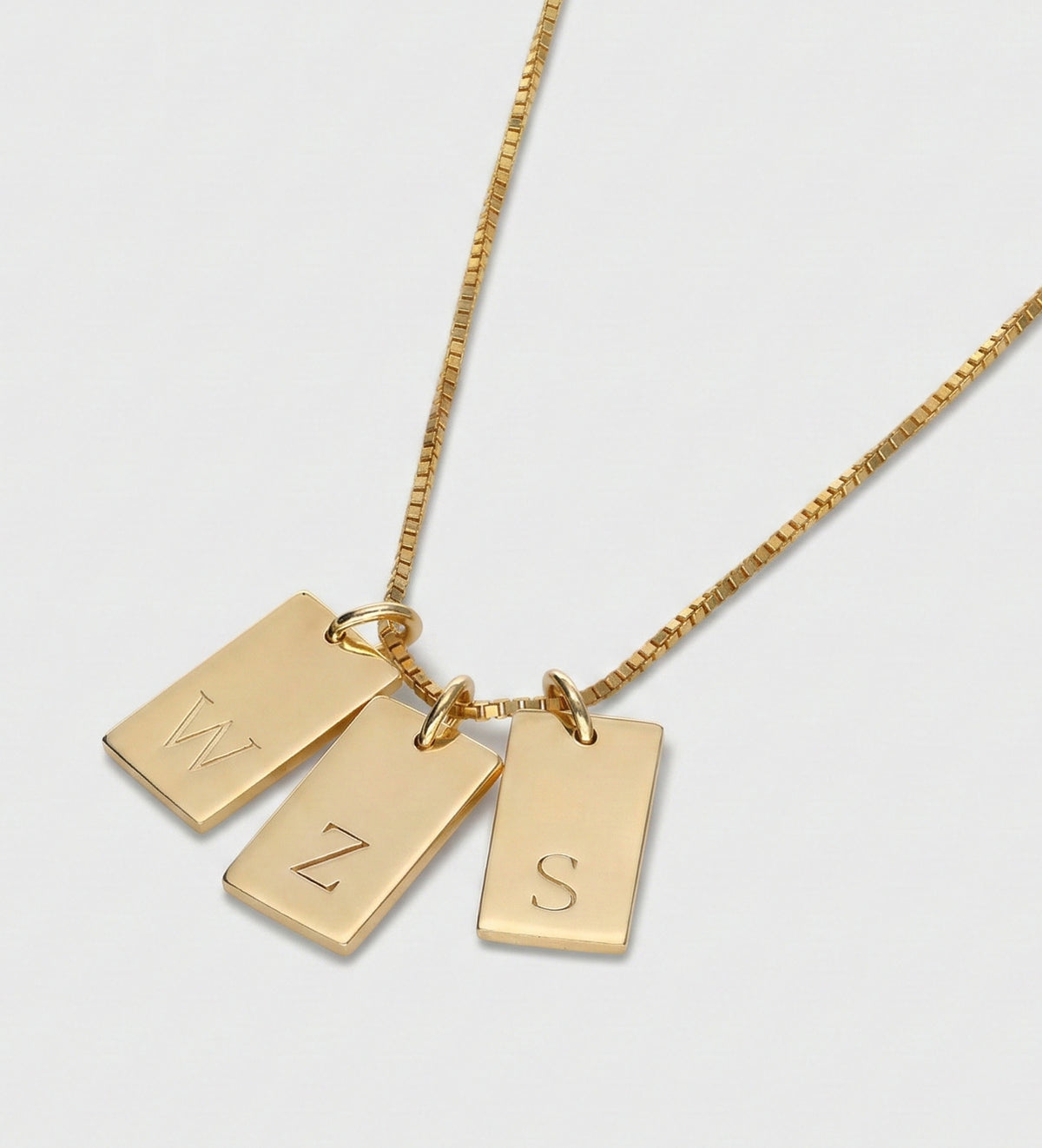 Tag Initial Necklace in 18K Gold Plating on 925 Silver - Ash & Harry
