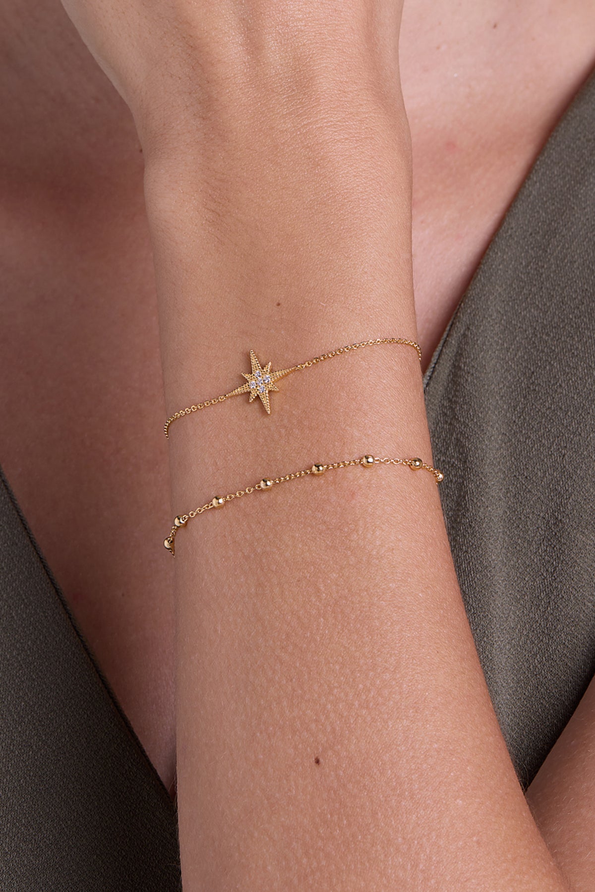 Starburst Bracelet in 18k Gold Plating on 925 Silver - Ash & Harry