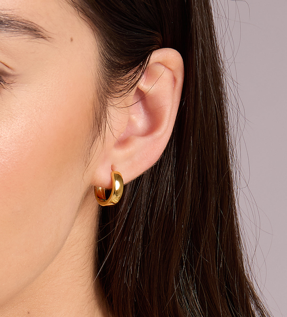 Bold Small Hoops in 18k Gold Plating on 925 Silver - Ash & Harry