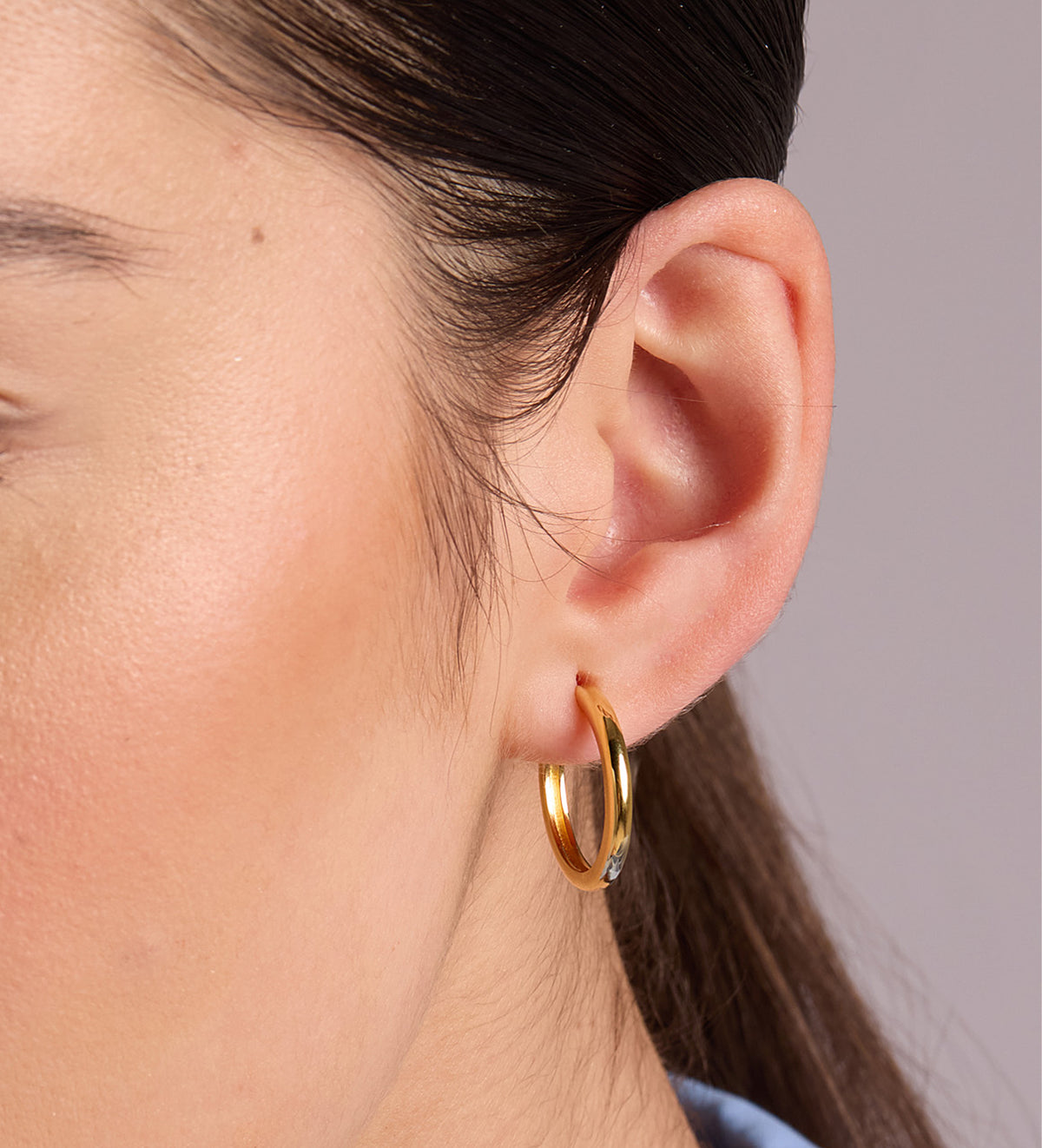 Tube Large Hoops in 18k Gold Plating on 925 Silver - Ash & Harry