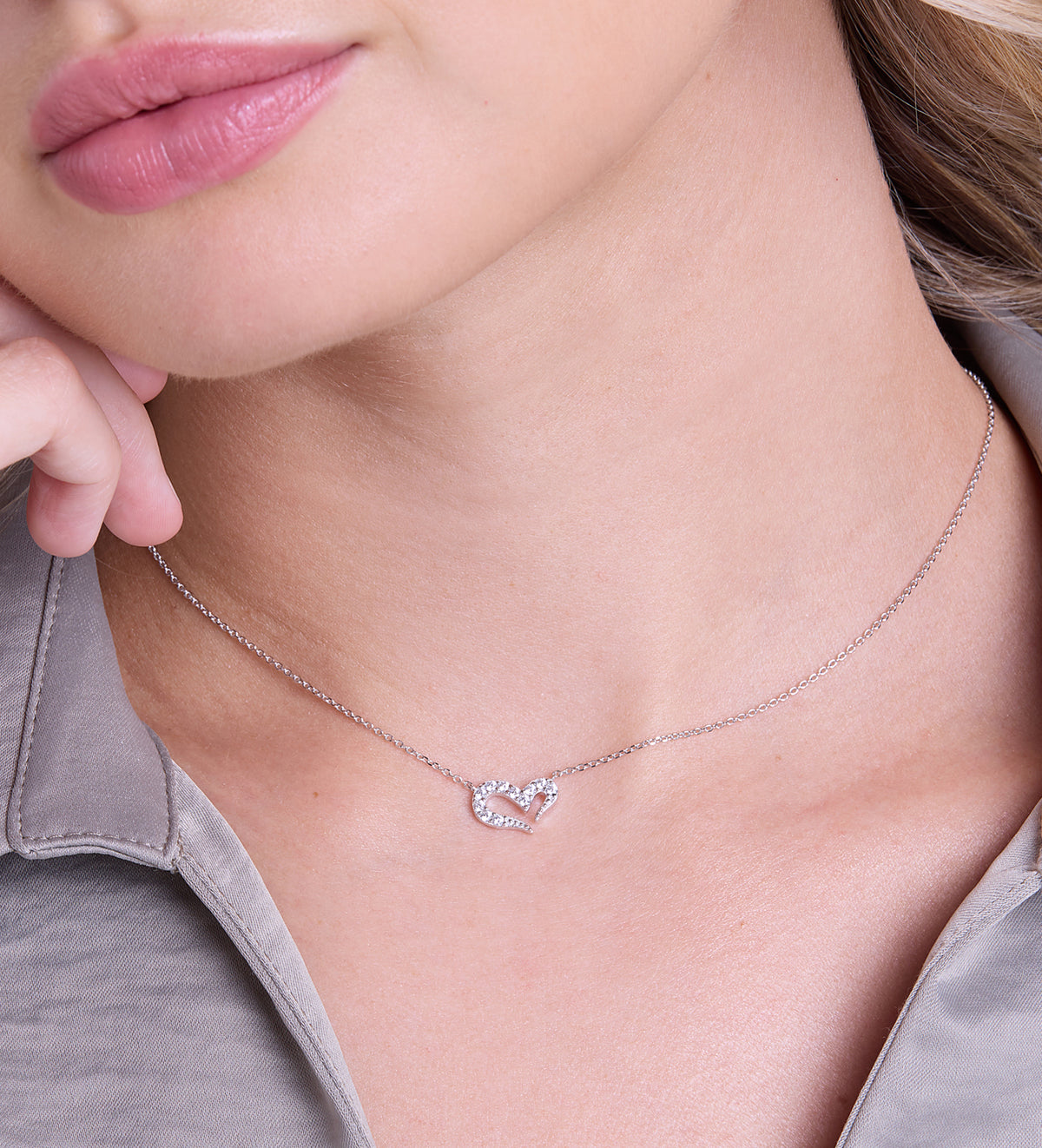 Pave Heart Silhouette Necklace in Rhodium Plating on 925 Silver - Ash & Harry