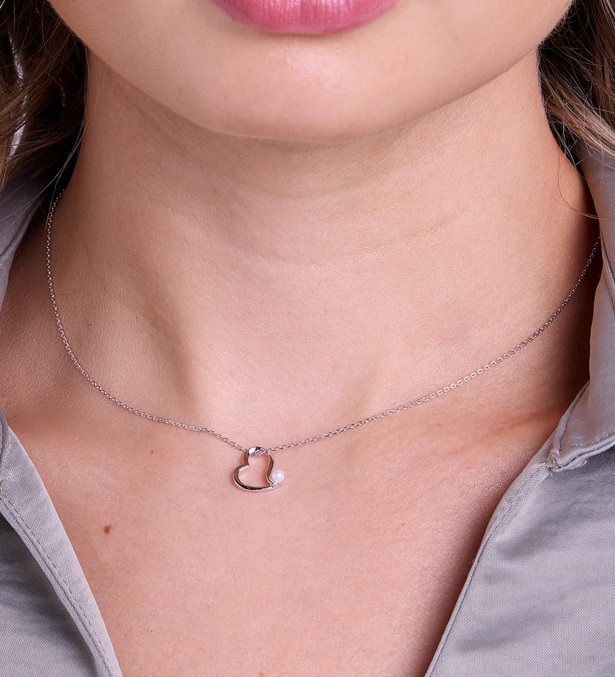 Pearl Heart Embrace Necklace in Rhodium Plating on 925 Silver - Ash & Harry